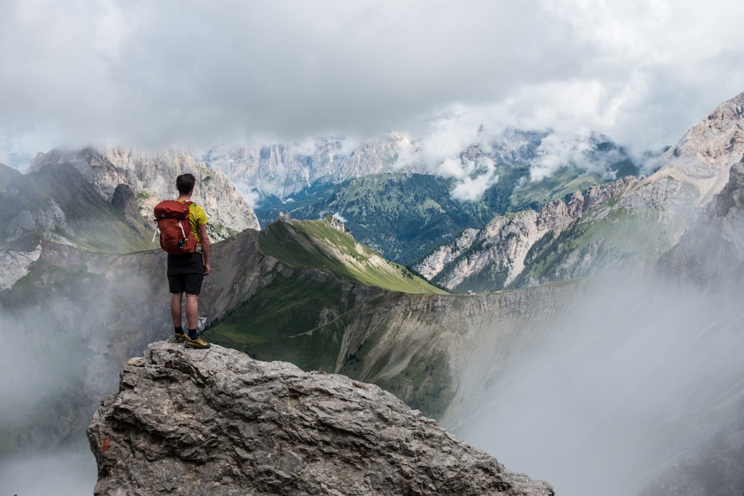 Dolomites Alta Via 1: day-by-day itinerary, refugios and booking guide